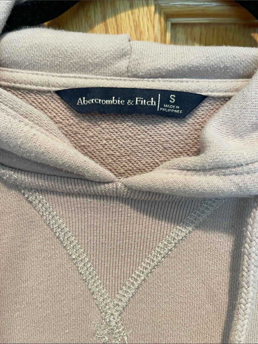 Abercrombie & Fitch Pale Pink Cropped Hoodie - Picture 2 of 2